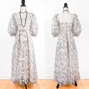 NWT Storia Cream Floral Cutout Maxi Dress, Size Small